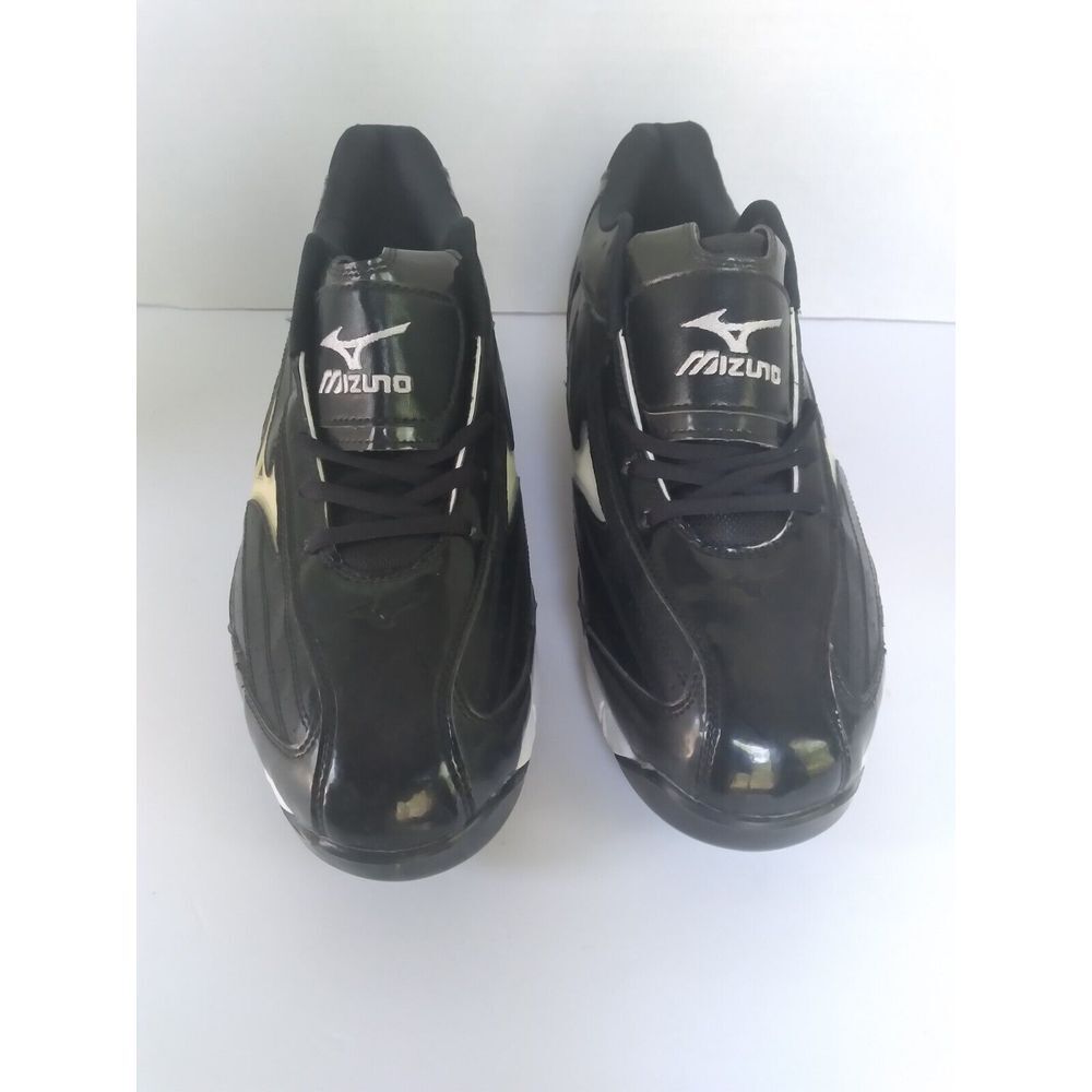 Mizuno Black Baseball Cleats with Gold Logo Athletic Sports Shoes Metal Spikes